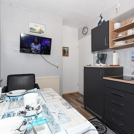 Ferienwohnung Ankerplatz Im Gaestehaus Kock นอยฮาร์ลิงเงอซีล ภายนอก รูปภาพ